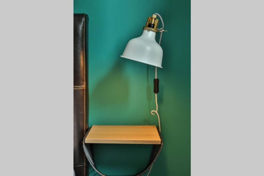 The Exclusive Gem Of Leeds - Sleeps 8アパートメント エクステリア 写真